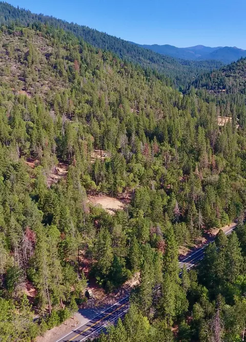 W Evans Creek Road, Rogue River, OR 97537