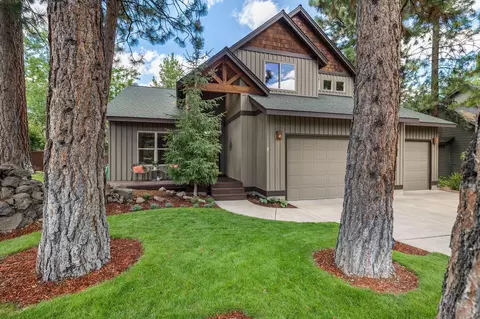 60929 Grand Targhee Dr, Bend, OR 97702