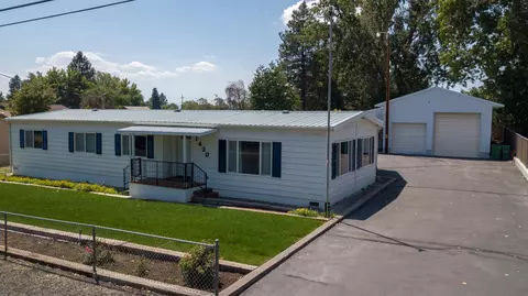 1420 Etna St, Klamath Falls, OR 97603