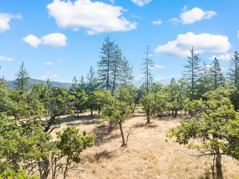 2301 Wren Ridge Dr, Eagle Point, OR 97524 photo 9