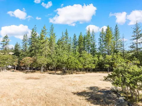 2301 Wren Ridge Dr, Eagle Point, OR 97524 photo 8