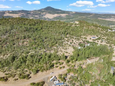 2301 Wren Ridge Dr, Eagle Point, OR 97524 photo 4