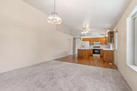 1131 Hampton Dr, Central Point, OR 97502 photo 24