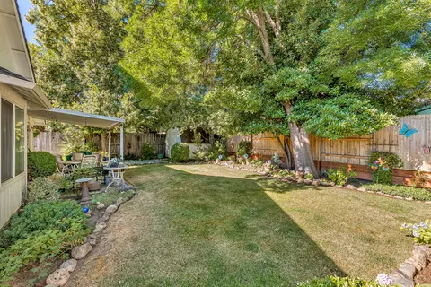 1131 Hampton Dr, Central Point, OR 97502 photo 6