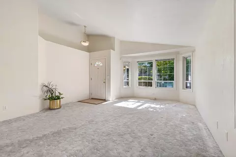 1131 Hampton Dr, Central Point, OR 97502 photo 16