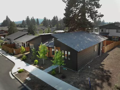 63371 NW Britta St, Bend, OR 97703 photo 29