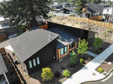 63371 NW Britta St, Bend, OR 97703 photo 27