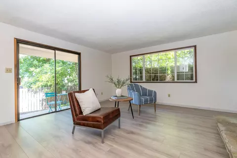 505 S Rose St, Phoenix, OR 97535 photo 5