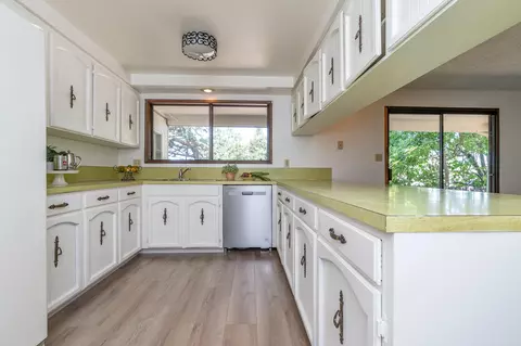 505 S Rose St, Phoenix, OR 97535 photo 13