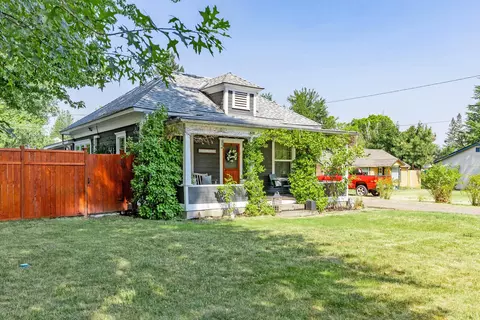 818 King St, Medford, OR 97501