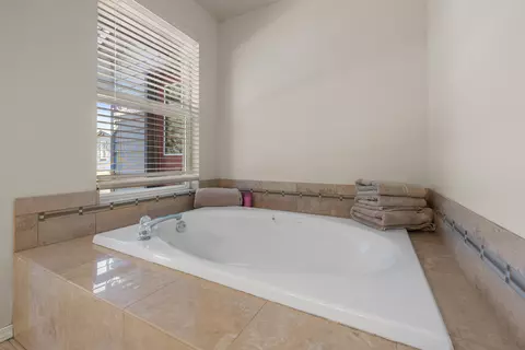 63325 Peterman Ln, Bend, OR 97701 photo 19