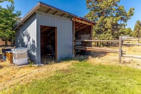 63325 Peterman Ln, Bend, OR 97701 photo 56