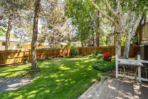1626 NE Shepard Rd, Bend, OR 97701 photo 2