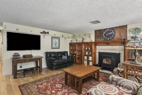1626 NE Shepard Rd, Bend, OR 97701 photo 13