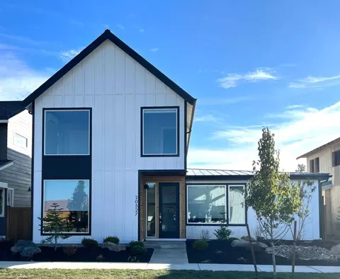 20527 SE Aberdeen Dr #LOT 62, Bend, OR 97702