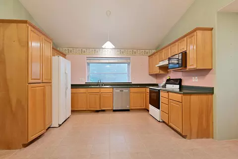 13885 Highway 62, Eagle Point, OR 97524 photo 9