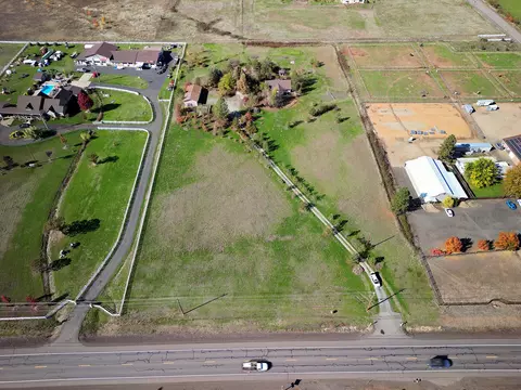 13885 Highway 62, Eagle Point, OR 97524 photo 43