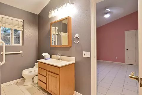 13885 Highway 62, Eagle Point, OR 97524 photo 16