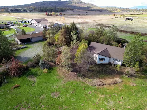 13885 Highway 62, Eagle Point, OR 97524 photo 35
