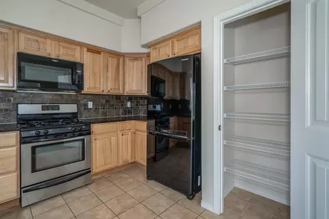 649 SE Glengarry Pl, Bend, OR 97702 photo 7