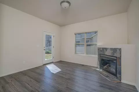 649 SE Glengarry Pl, Bend, OR 97702 photo 17