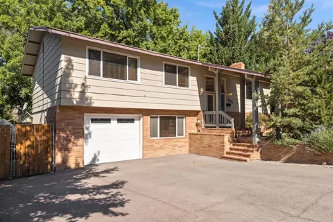 1824 Tiffany St, Klamath Falls, OR 97601