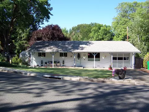 308 Rodale Dr, Eagle Point, OR 97524 photo 3