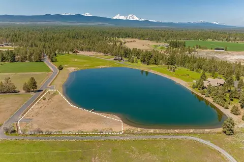 19436 Klippel Rd, Bend, OR 97703 photo 3