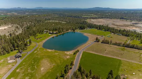 19436 Klippel Rd, Bend, OR 97703 photo 5