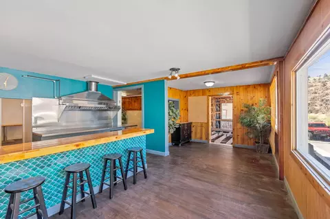 204 W Main St, Mitchell, OR 97750 photo 6