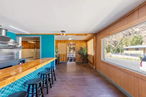 204 W Main St, Mitchell, OR 97750 photo 7