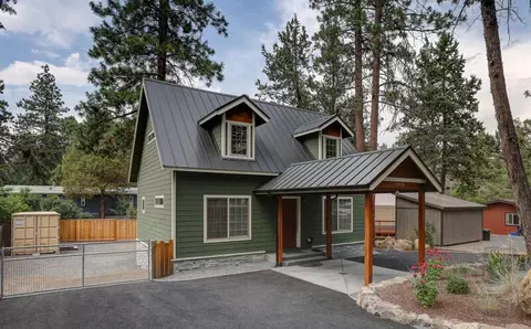 19990 Aspenwood Rd, Bend, OR 97702