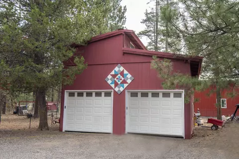 52588 Ammon Rd, La Pine, OR 97739 photo 6