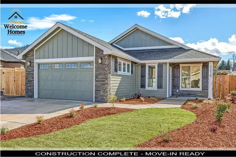 3278 Obsidian Ridge Way, Medford, OR 97504