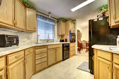 555 Freeman Rd #169, Central Point, OR 97502 photo 9