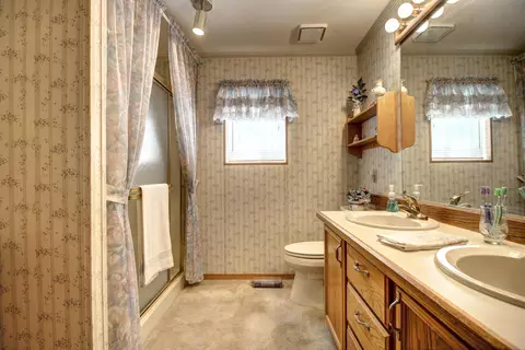 555 Freeman Rd #169, Central Point, OR 97502 photo 17