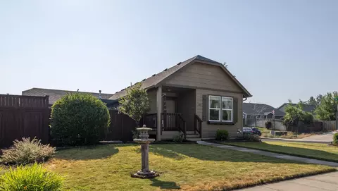 288 SW 35th St, Redmond, OR 97756