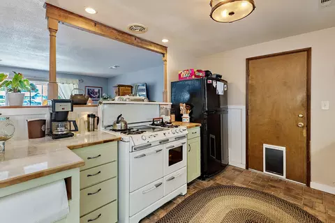 409 Laurel St, Eagle Point, OR 97524 photo 10