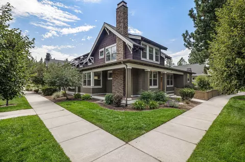 2547 NW Shields Dr # 9, Bend, OR 97703