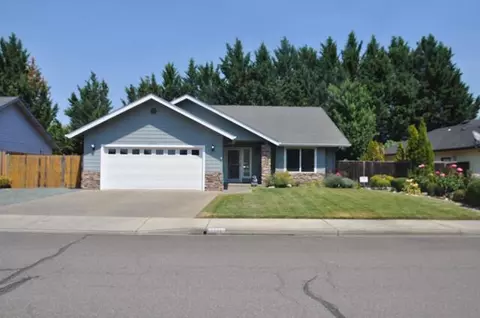 2014 Kayleigh Way, Grants Pass, OR 97526