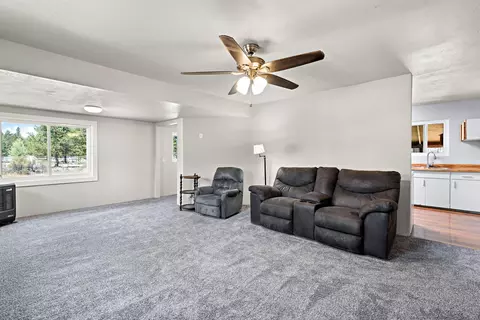 16060 Pierce Rd, La Pine, OR 97739 photo 9