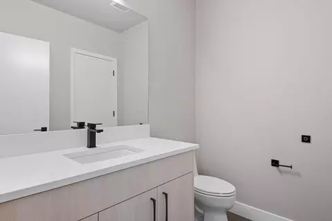 19143 Gateway Loop, Bend, OR 97702 photo 22