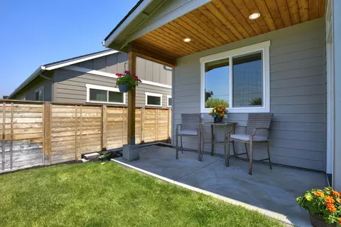 63169 Iner Loop, Bend, OR 97701 photo 23