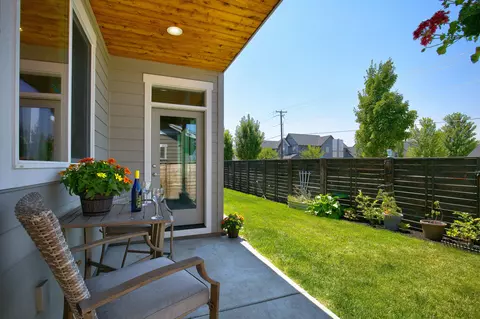 63169 Iner Loop, Bend, OR 97701 photo 22