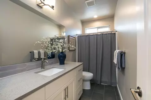 63169 Iner Loop, Bend, OR 97701 photo 14