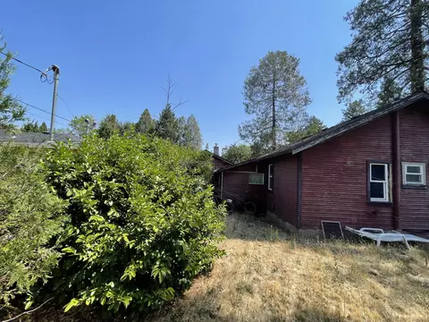 105 Maple St, Phoenix, OR 97535 photo 5