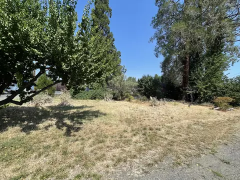 105 Maple St, Phoenix, OR 97535 photo 19