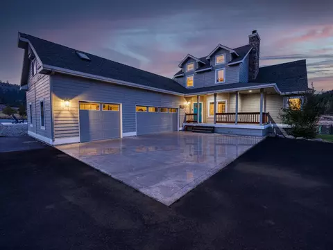 3515 N Ridge Dr, Klamath Falls, OR 97601