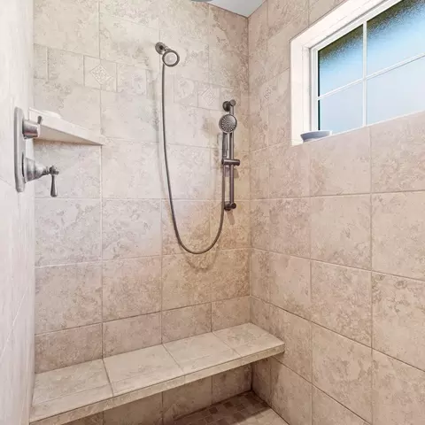 83 Hidden Valley Dr, Eagle Point, OR 97524 photo 12