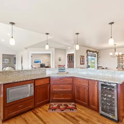 83 Hidden Valley Dr, Eagle Point, OR 97524 photo 21
